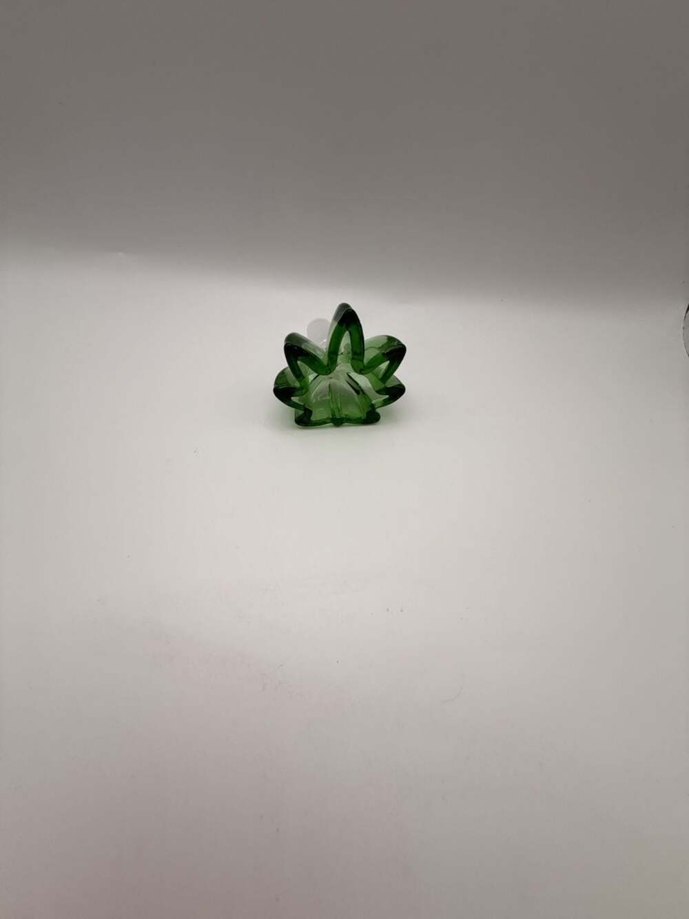 Unbranded Green Leaf Shaped Glass Water Pipe Bowl Piece 14mm